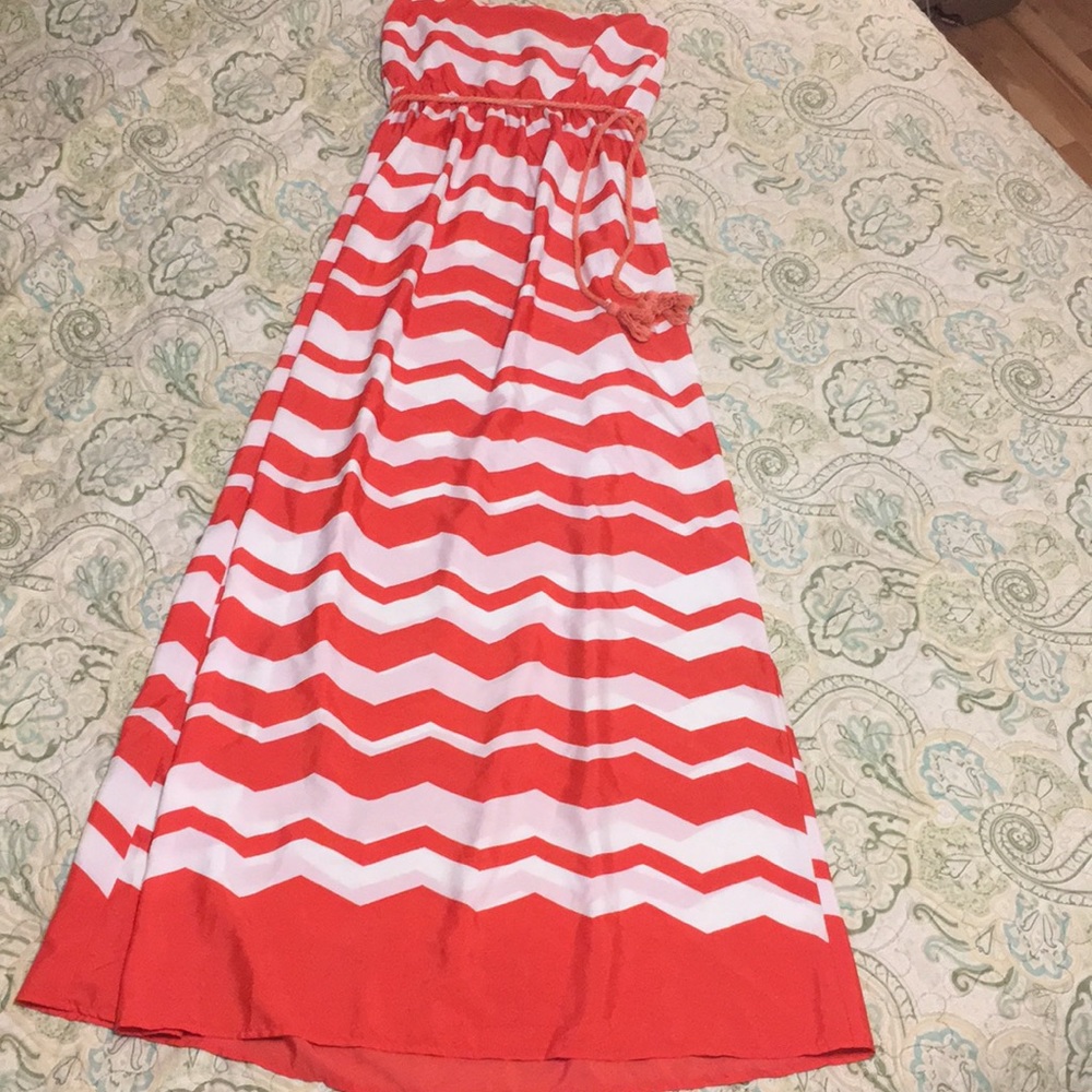 Chevron Pattern Dress - Picture 2 of 3